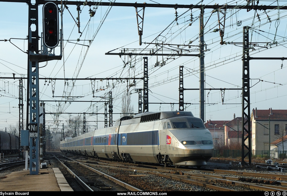 060108_DSC_8818_SNCF_-_TGV_Sud_Est_55_-_Amberieu.jpg
