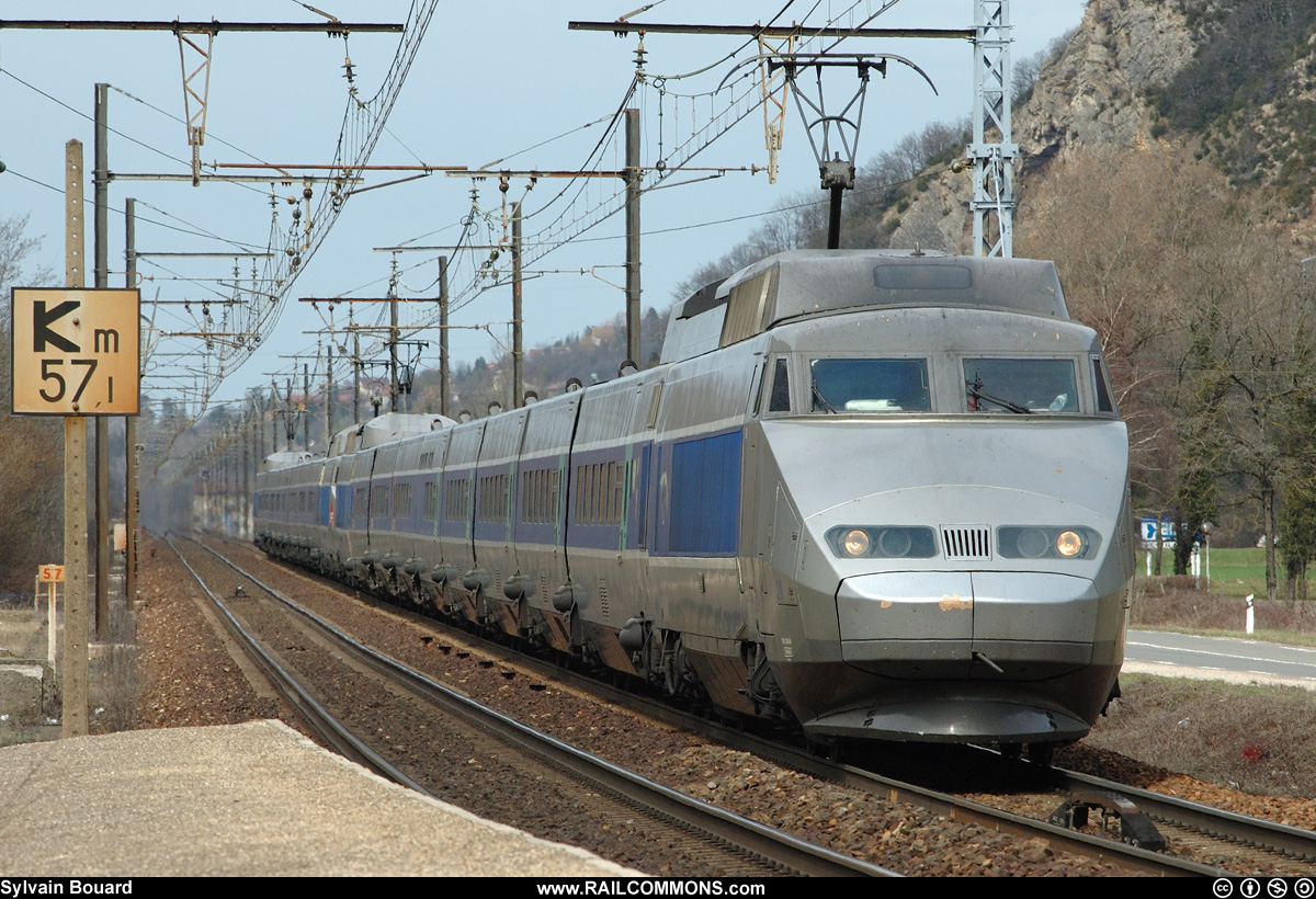 060325_DSC_0032_SNCF_-_TGV_Sud_Est_24_-_Torcieu.jpg