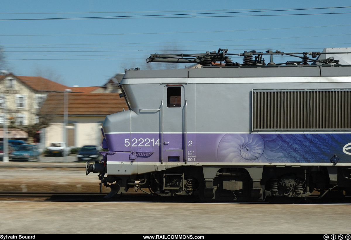 060408_DSC_0044_SNCF_-_BB_22214_-_Amberieu.jpg