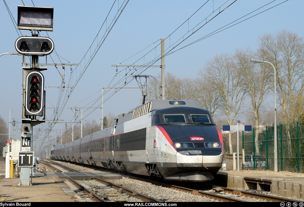 130303_DSC_3670_SNCF_-_TGV_Sud_Est_31_-_Crottet.jpg