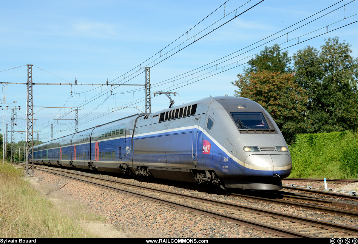 140828_DSC_7327_SNCF_-_TGV_EuroDuplex_809_-_Vonnas.jpg