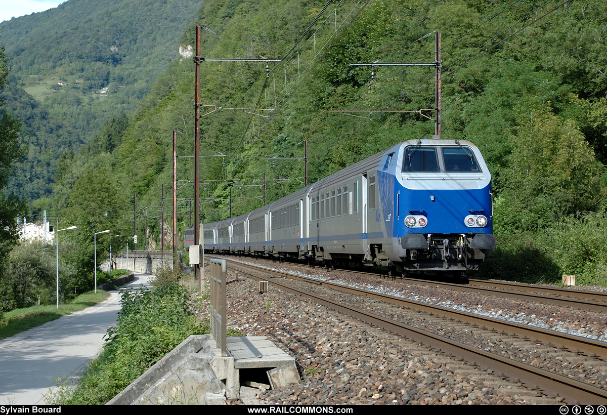 060815_DSC_0001_SNCF_-_B6Dux_-_St_Rambert_en_Bugey.jpg