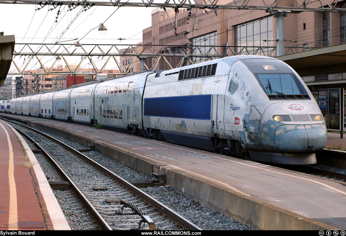 060908_DSC_0025_SNCF_-_TGV_Duplex_288_-_Lyon_Part_Dieu.jpg