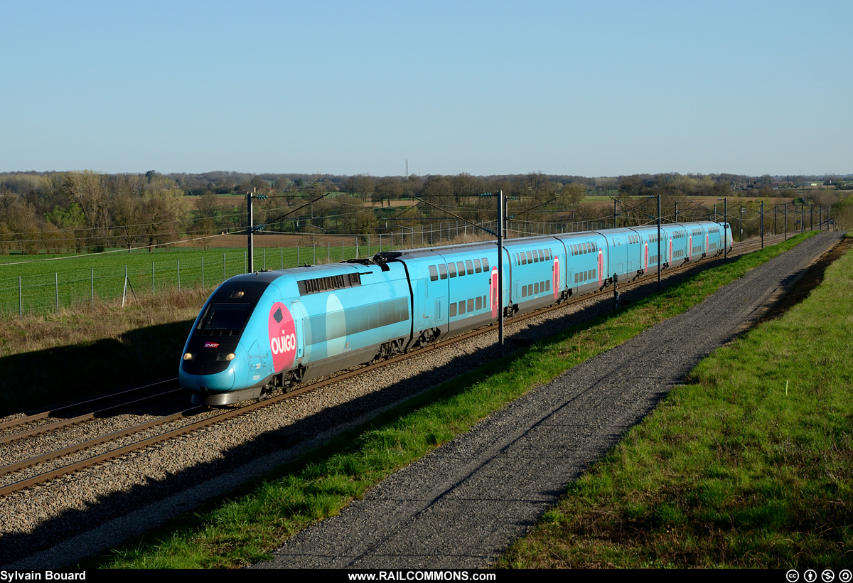130414_DSC_4033_SNCF_-_TGV_DASYE_761_-_Cruzilles_les_Mepillat.jpg