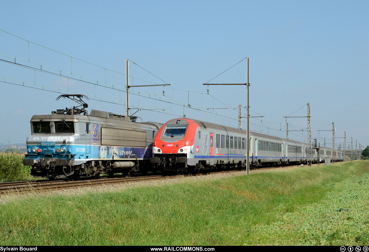 140904_DSC_7495_SNCF_-_B5uxh_-_Vinzelles.jpg